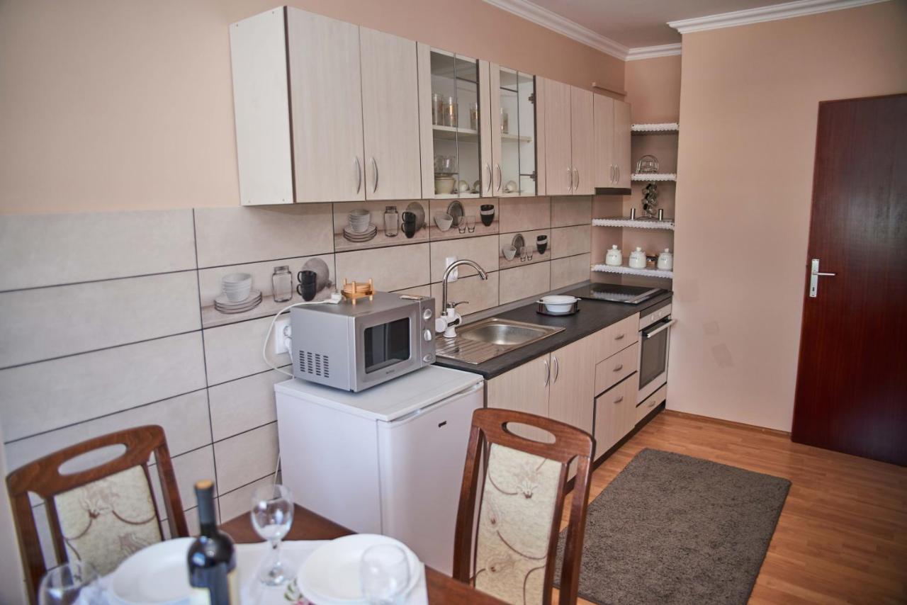 Bečej Apartman Ana מראה חיצוני תמונה